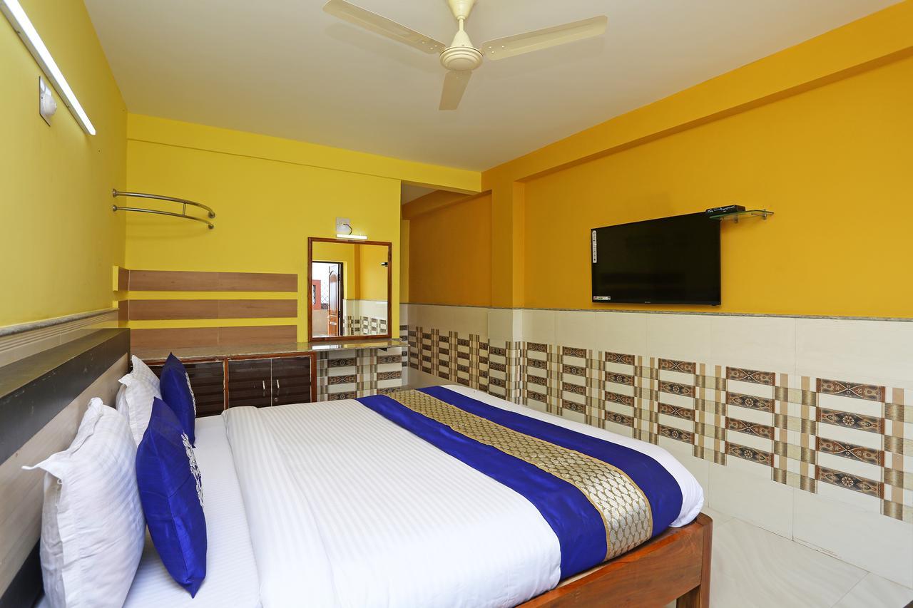 Hotel On Call Puri Laxmi Beach Resort מראה חיצוני תמונה